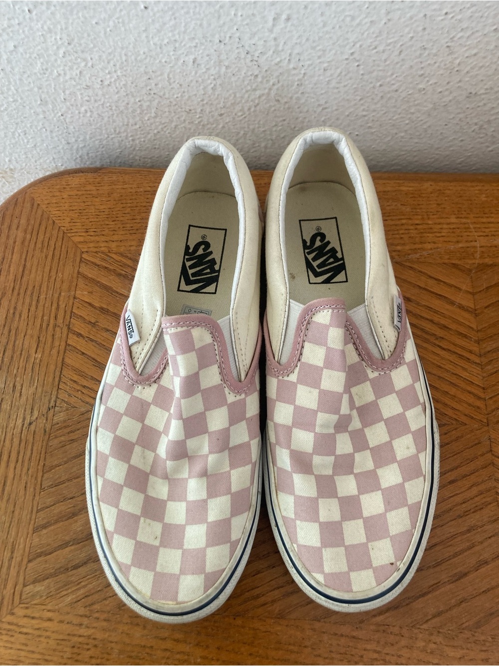 VANS Pink and Cream “Off the Wall” Checkerboard Boat Shoes (8.5)